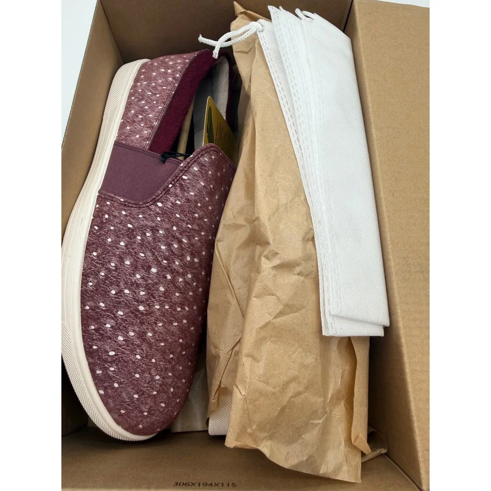 Spenco Santa Cruz Ostrich Burgundy Slip On Sneakers Womens 10B